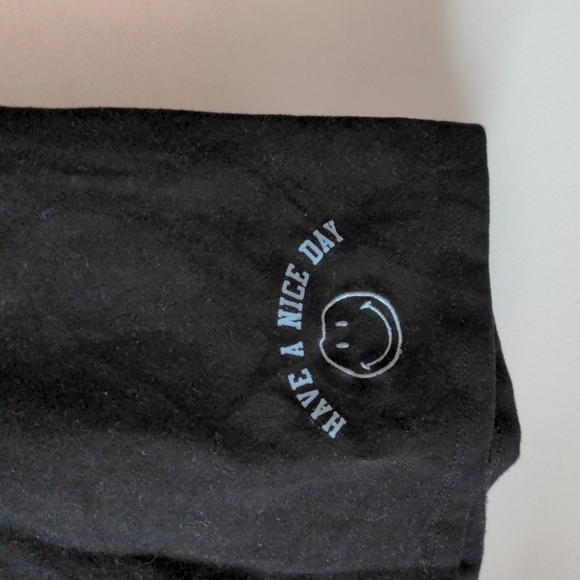 Adorable embroidered Factorie X Smilie black bike shorts in XXL - Picture 2 of 4